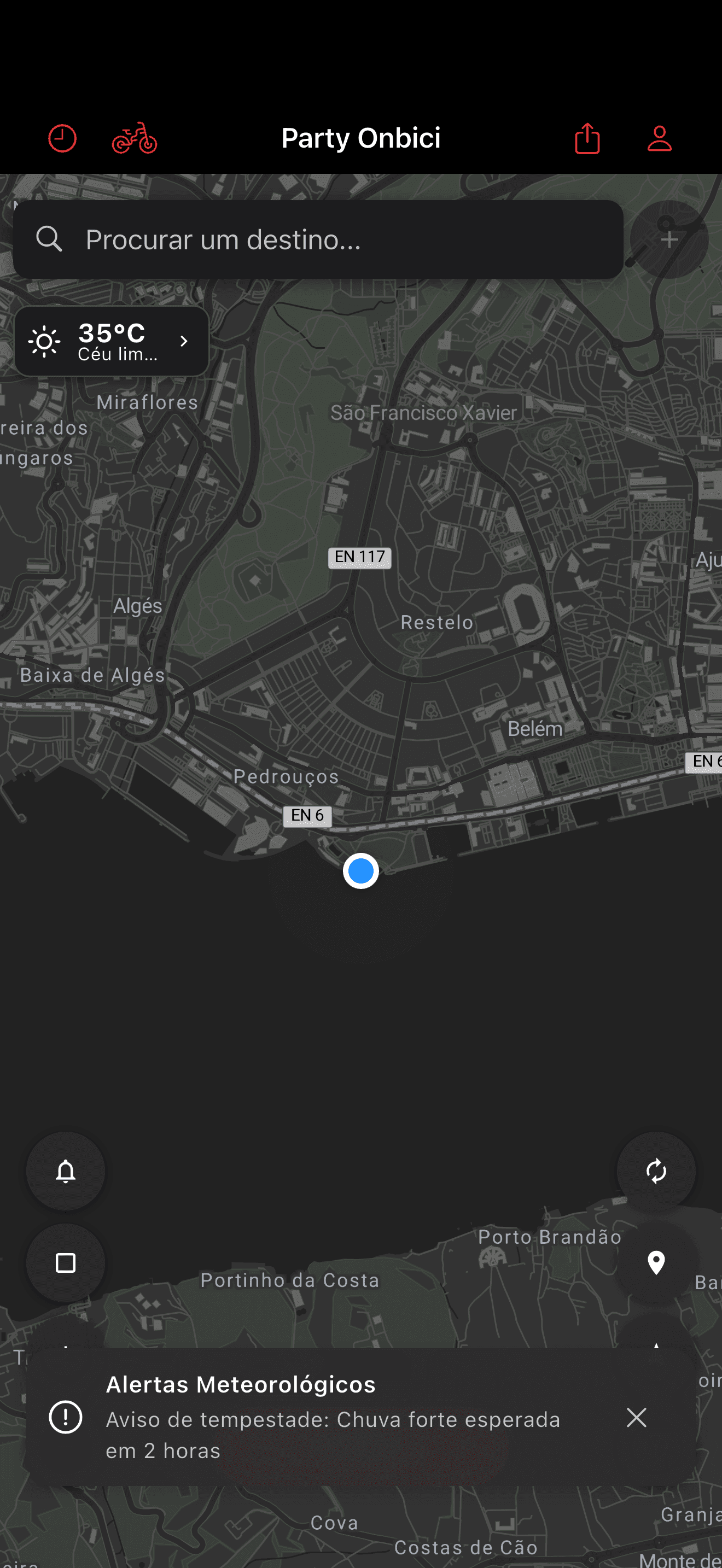 Agrupamentos de estacionamento de bicicletas no mapa (dark mode)